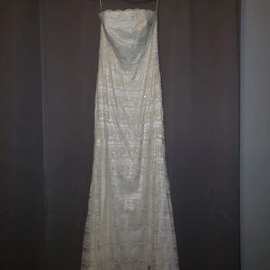 Lace Bridal/ Wedding dress by Galina (Chicago)